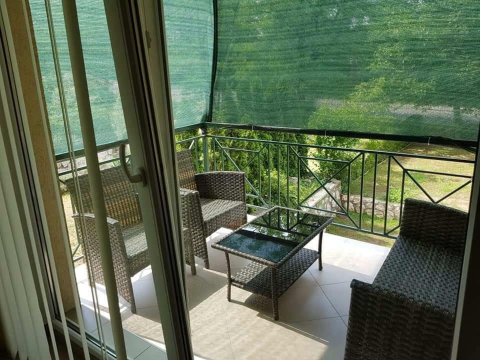 Sobe Emilija Hotel Veliko Gradiste Exterior photo